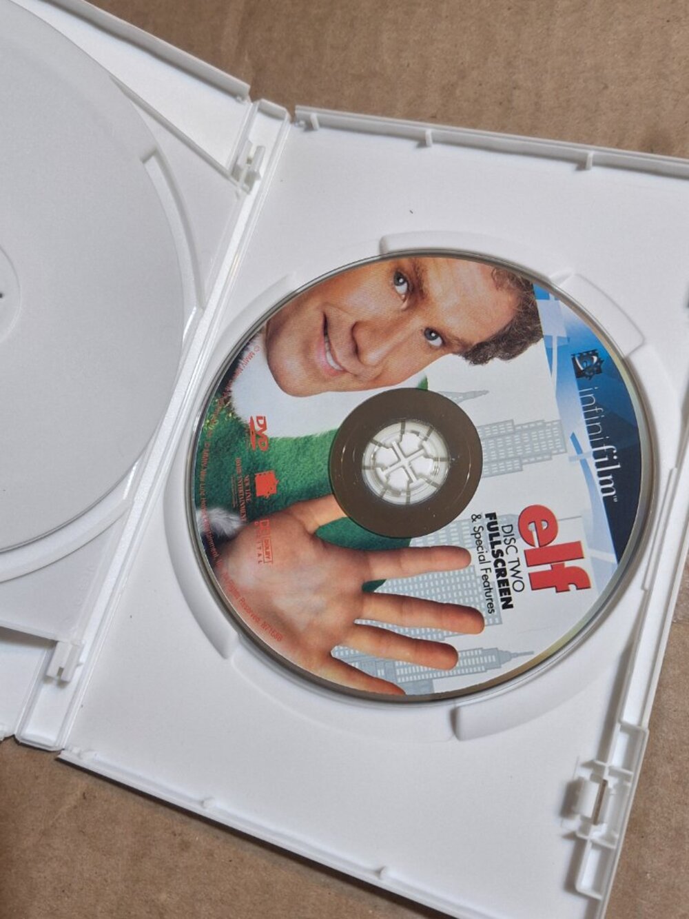 elf dvd - Picture 3 of 4